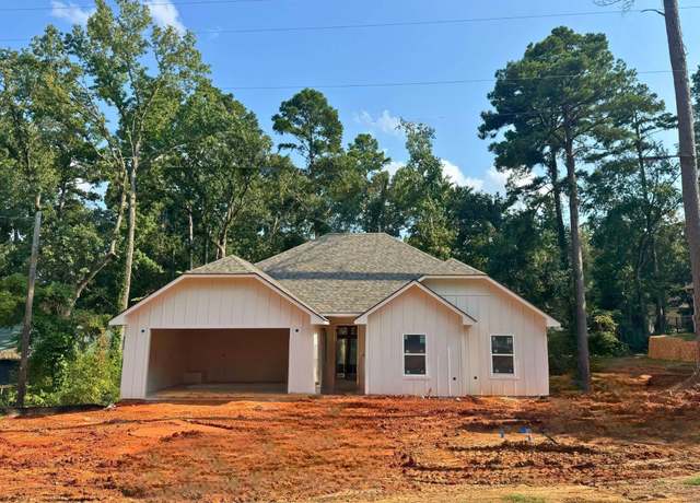 Property at 1610 Pineview Ln, Hideaway, TX 75771, 3 beds, 2 baths