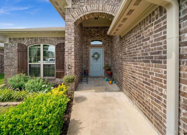 Property at 2531 Guinn Farms Rd, Tyler, TX 75707, 3 beds, 2 baths