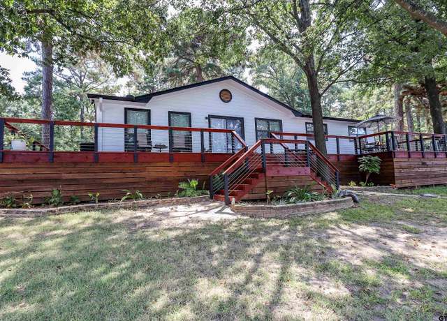 Property at 306 Lake Dr, Mt Vernon, TX 75457, 3 beds, 2 baths