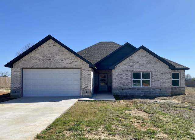 Property at 15335 County Road 196, Tyler, TX 75703, 3 beds, 2 baths