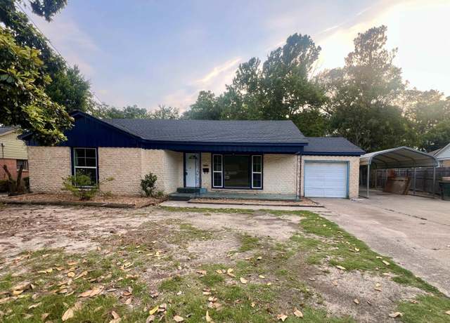 Property at 1501 S Peach Ave, Tyler, TX 75701, 3 beds, 2 baths