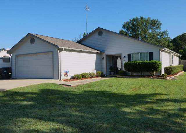 Property at 40 Cr 1520, Mount Pleasant, TX 75455, 4 beds, 2 baths