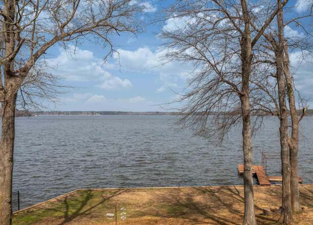 Property at 20425 Flat Creek Dr, Chandler, TX 75758, 2 beds, 2 baths