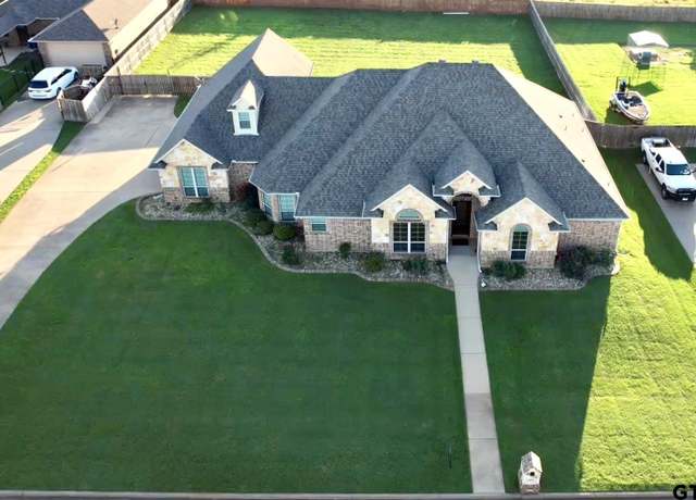 Property at 229 Babatwa Ln, Bullard, TX 75757, 4 beds, 3 baths