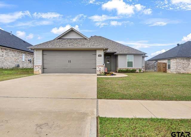 Property at 1802 Forestdale Blvd, Whitehouse, TX 75791, 3 beds, 2 baths
