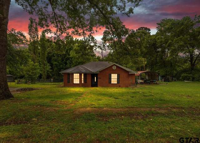 Property at 12305 Pine St, Larue, TX 75770, 3 beds, 2 baths