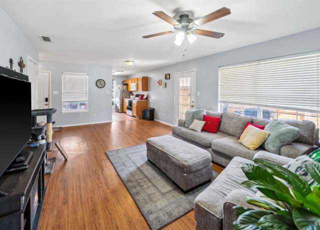 Property at 313 Azalea Trl, Whitehouse, TX 75791, 3 beds, 2 baths