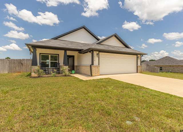 Property at 12916 Cr 46, Tyler, TX 75704, 3 beds, 2 baths
