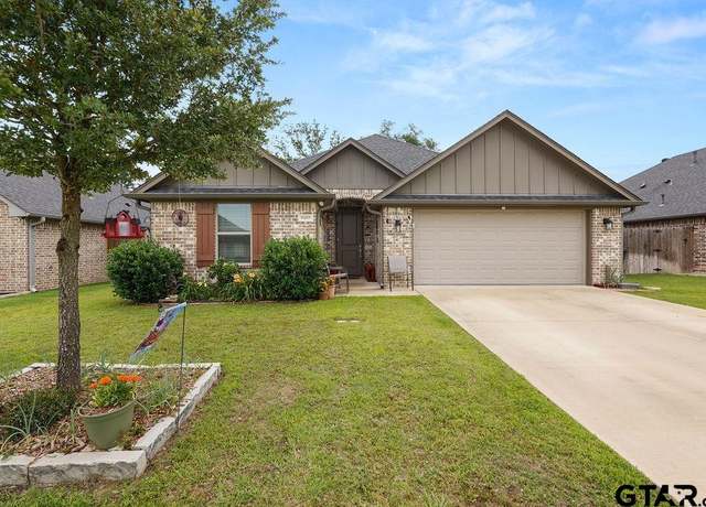 Property at 11317 Lindsey Gdns, Tyler, TX 75709, 3 beds, 2 baths