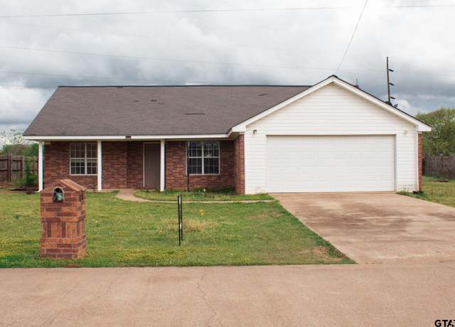 Property at 138 Meadowlark Ln, Rusk, TX 75785, 3 beds, 2 baths