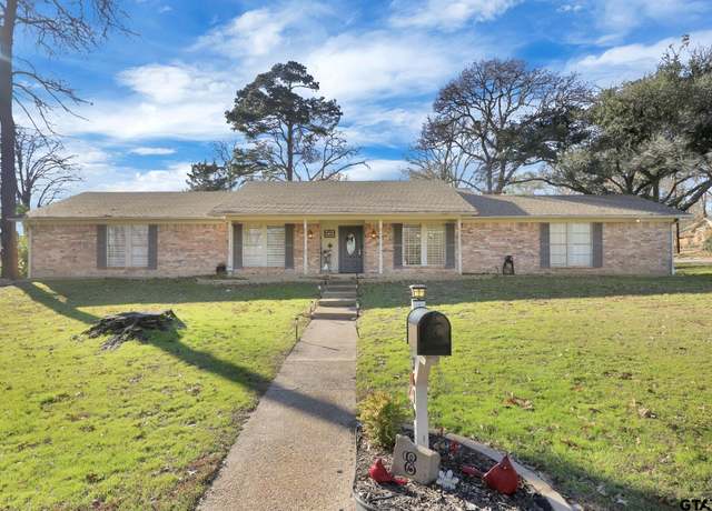 Property at 3619 Cloverdale Dr, Tyler, TX 75701, 4 beds, 2 baths