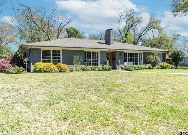 Property at 3700 Woodbine Blvd, Tyler, TX 75701, 4 beds, 3 baths