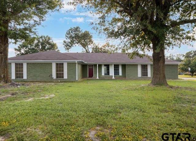Property at 203 Eisenhower Dr, Tyler, TX 75704, 3 beds, 2 baths