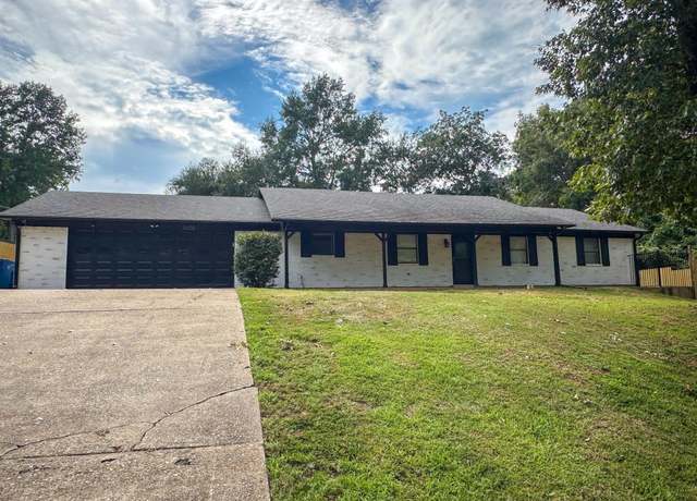 Property at 1400 Woodland Hls, Whitehouse, TX 75791, 3 beds, 2 baths