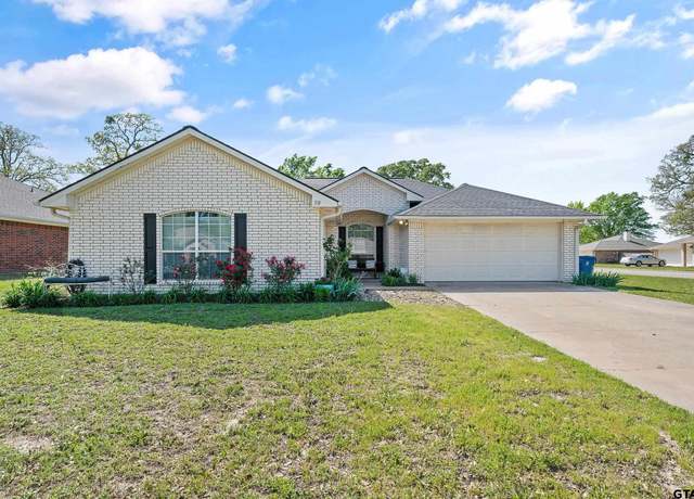 Property at 518 Noah Ln, Lindale, TX 75771, 3 beds, 2 baths