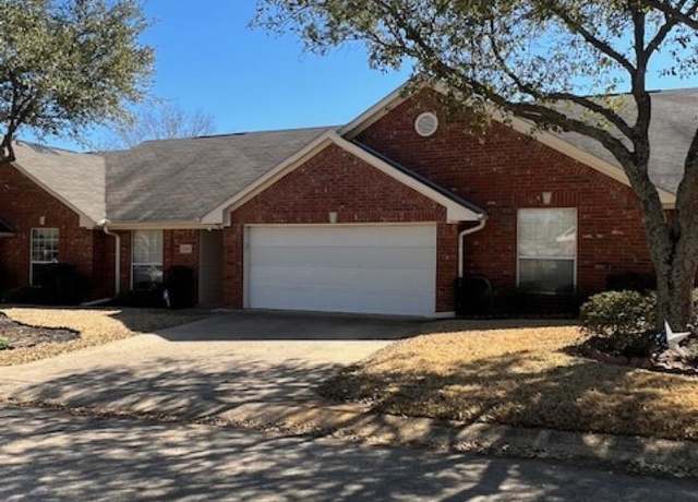 Property at 5401 Hollytree Dr Apt 2102 Dr, Tyler, TX 75703, 3 beds, 2 baths