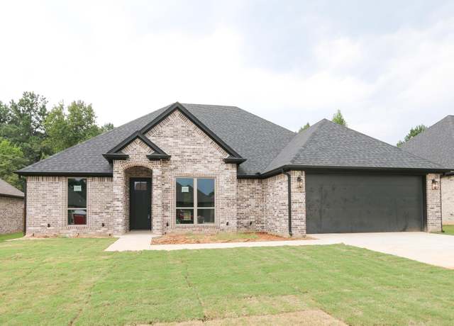 Property at 11941 Gillian Ct, Tyler, TX 75703, 3 beds, 2 baths
