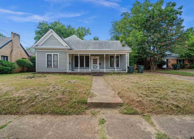 Property at 831 S Chilton Ave, Tyler, TX 75701, 3 beds, 2 baths