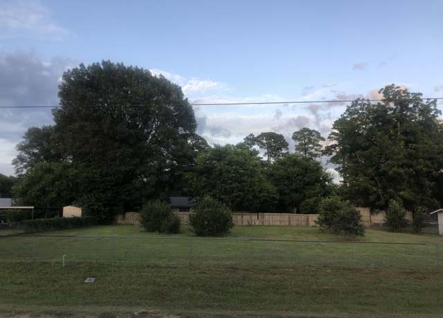 Property at 319 Daniels St, Rusk, TX 75785