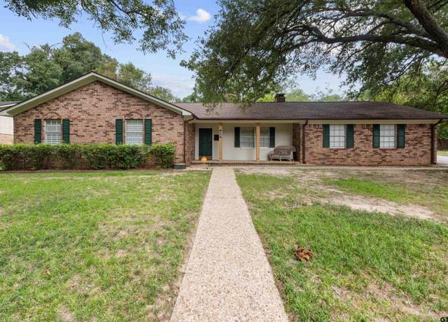 Property at 3501 Silverwood Dr, Tyler, TX 75701, 3 beds, 2 baths