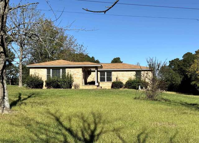 Property at 10795 Hwy 135 N, Troup, TX 75789, 3 beds, 2 baths