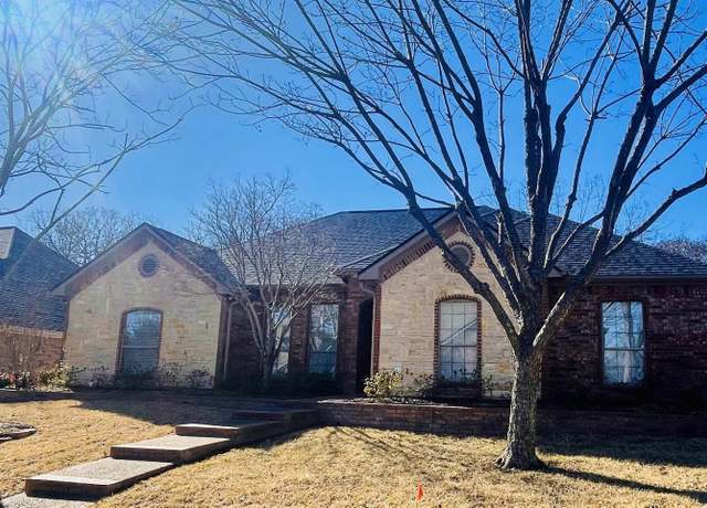 Property at 5603 Thomas Nelson Dr, Tyler, TX 75707, 3 beds, 2 baths