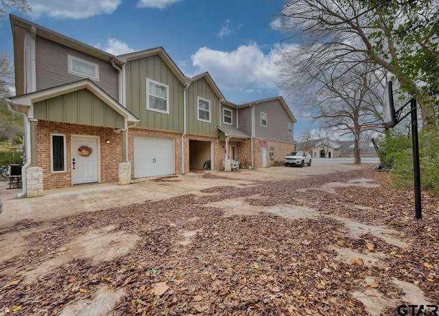 Property at 205 W Valley St, Lindale, TX 75771, 12 beds, 10 baths