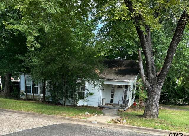 Property at 402 Wigley St, Mineola, TX 75773, 2 beds, 1 bath