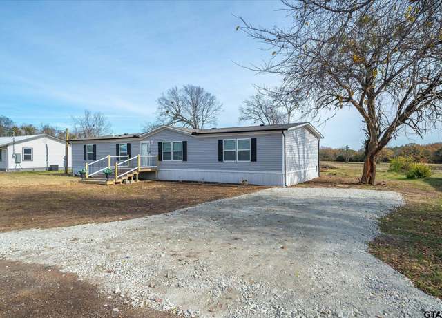 Property at 350 Second St, Point, TX 75472, 4 beds, 2 baths