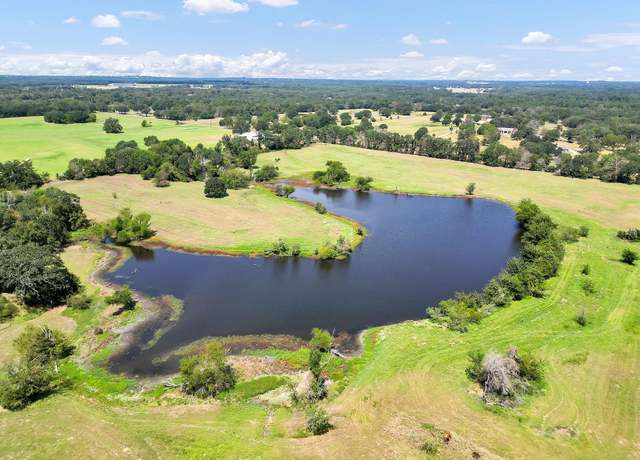 Property at 11850 County Road 104, Kaufman, TX 75142, 1 bed, 2 baths