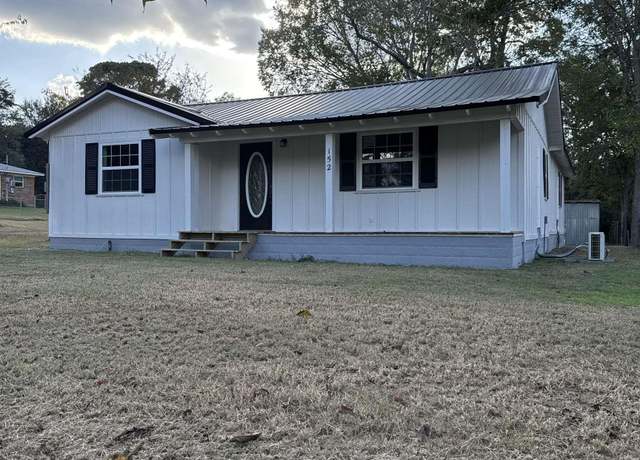 Property at 152 S Chandler St, Rusk, TX 75785, 3 beds, 2 baths