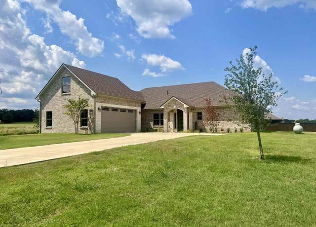 Property at 2080 County Road 1612, Alba, TX 75410, 4 beds, 2.5 baths