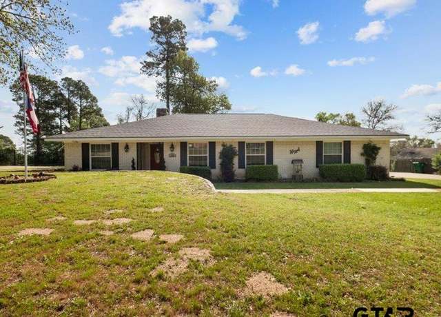 Property at 106 Lisa Ln, Palestine, TX 75803, 3 beds, 2 baths
