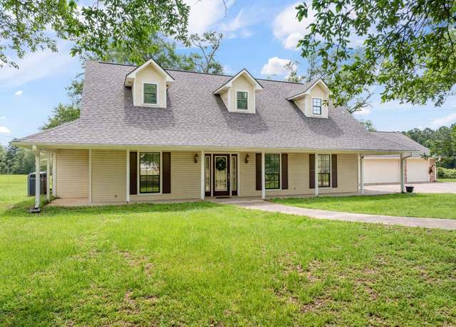 Property at 11822 County Road 283 E, Whitehouse, TX 75791, 3 beds, 2.5 baths