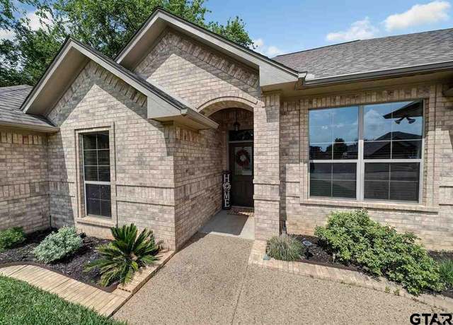 Property at 112 Abbey, Bullard, TX 75757, 4 beds, 2 baths