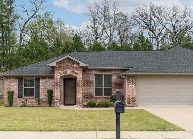 Property at 5124 Shiloh Ridge Dr, Tyler, TX 75703, 3 beds, 2 baths