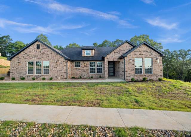 Property at 12134 Oak Grove Dr, Tyler, TX 75706, 4 beds, 2.5 baths
