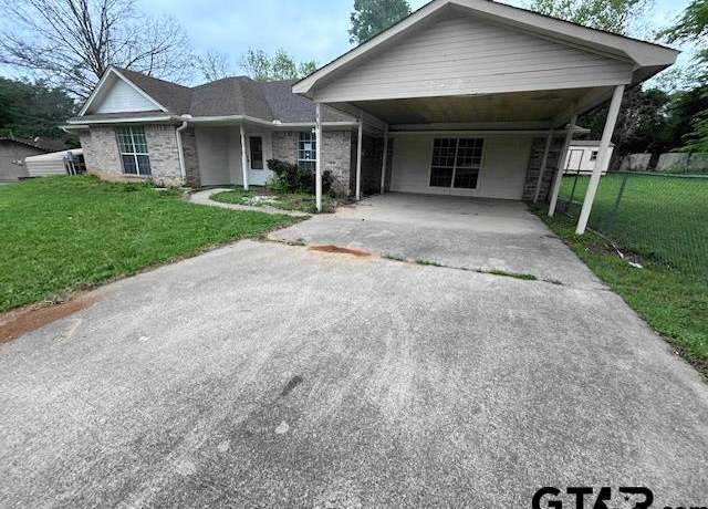Property at 272 Caroline Ln, Bullard, TX 75757, 3 beds, 2 baths
