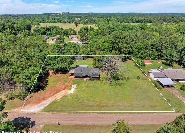 Property at 431 County Road 4217, Jacksonville, TX 75766, 3 beds, 2 baths