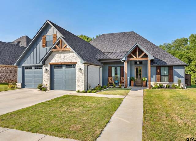 Property at 2575 Oak Creek Blvd, Tyler, TX 75703, 4 beds, 2.5 baths