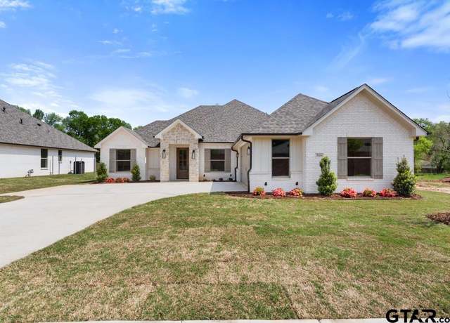 Property at 5324 Hollytree Dr, Tyler, TX 75703, 3 beds, 2 baths