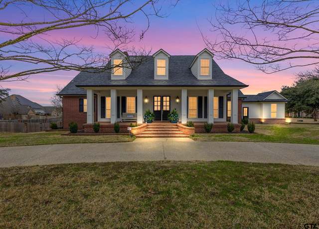 Property at 1581 Holcomb Cir, Tyler, TX 75703, 4 beds, 5.5 baths