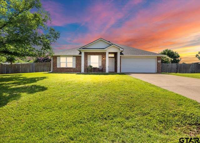 Property at 12018 Windmill Xing, Tyler, TX 75706, 4 beds, 2 baths