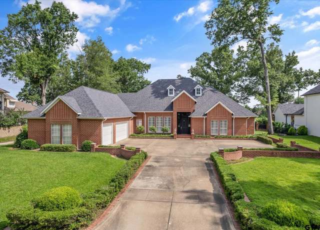 Property at 2003 Royal Oak Dr, Tyler, TX 75703, 4 beds, 3.5 baths