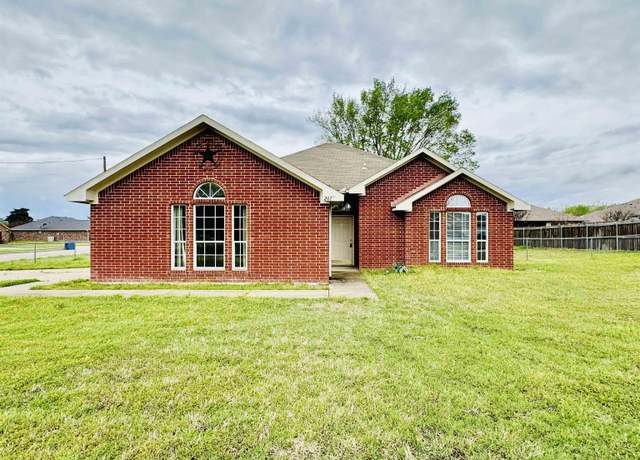Property at 201 Ash Dr, Bullard, TX 75757, 3 beds, 2 baths
