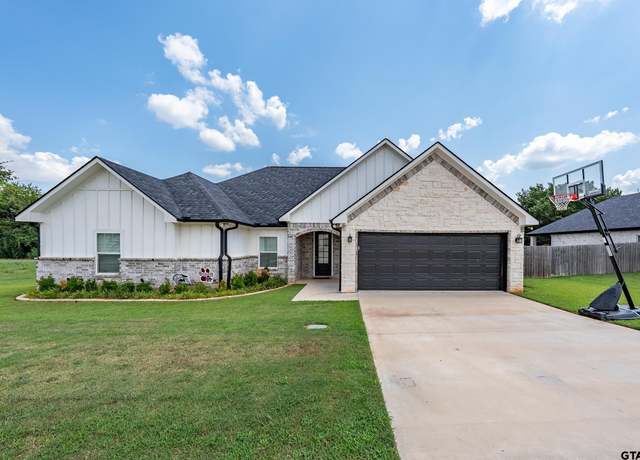 Property at 805 Jack Brown, Whitehouse, TX 75791, 4 beds, 2 baths