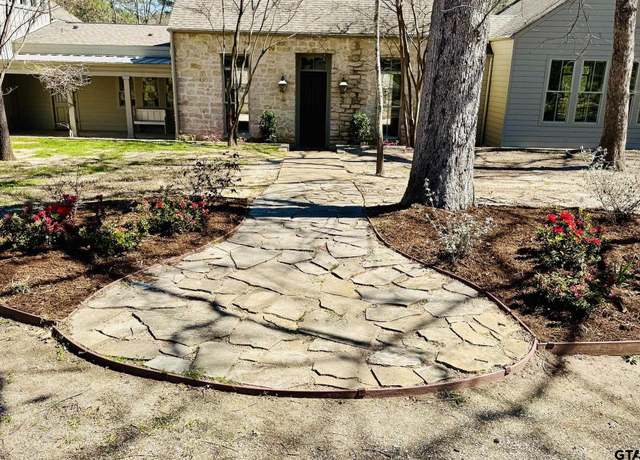Property at 23611 Ridgeview Dr, Bullard, TX 75757, 4 beds, 3.5 baths