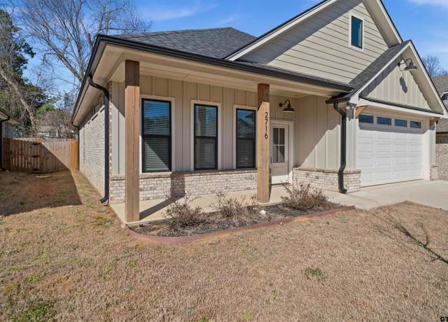 Property at 2716 Royal Village Way, Tyler, TX 75701, 3 beds, 2 baths