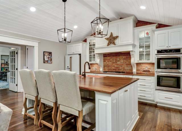 Property at 350 Quail Crk, Lufkin, TX 75904, 5 beds, 4 baths