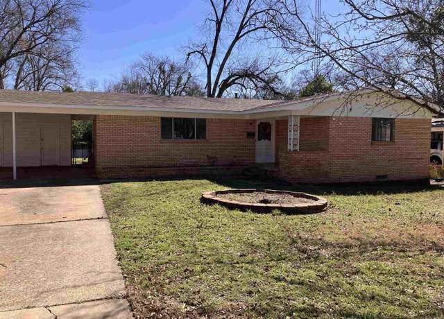 Property at 3210 S Donnybrook Ave, Tyler, TX 75701, 3 beds, 2 baths